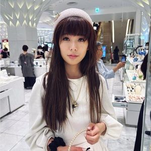 Meet your Posher, Sophia